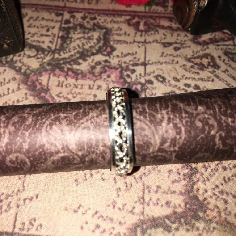 Silver Rope Ring - Picture 2 of 8